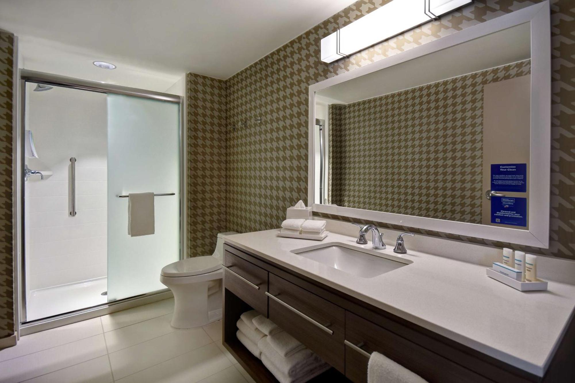 Home2 Suites Wichita Downtown Delano, Ks Екстериор снимка